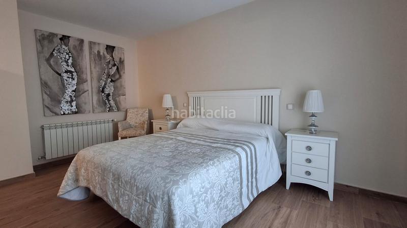 Foto bd618235-5957-43ab-86f2-ab5a56a2ce04. Doppelhaus mit heizung parking pool in Quijorna