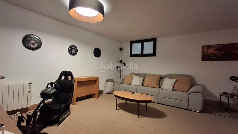 Foto bf10ced5-3a21-4407-aaed-5bf71216dd42. Doppelhaus mit heizung parking pool in Quijorna