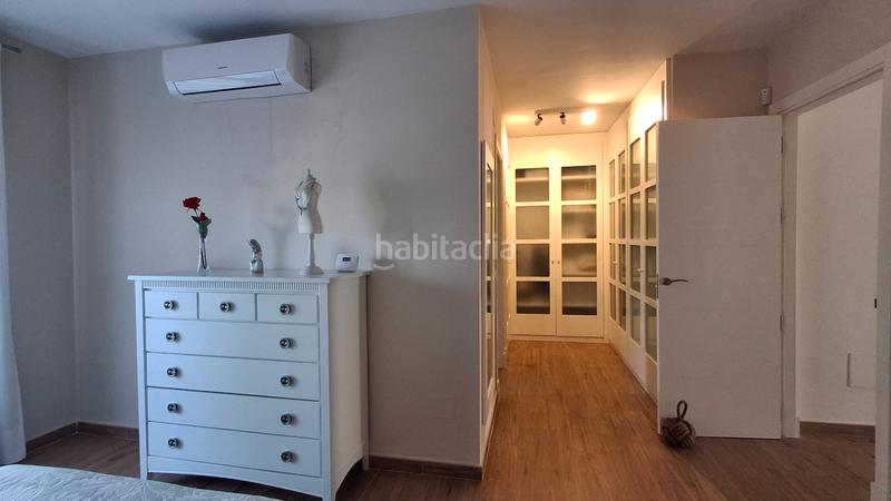 Foto c419a6e4-c5fb-42e8-a84d-e48f566614fd. Doppelhaus mit heizung parking pool in Quijorna