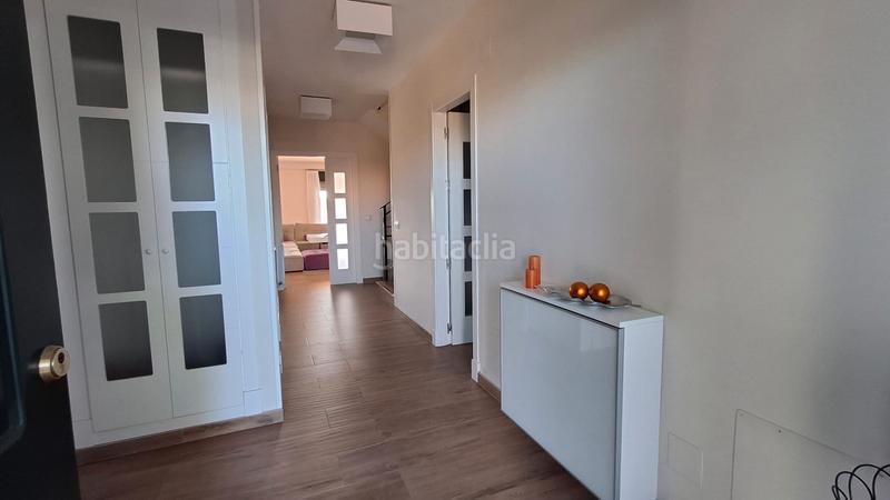 Foto e3ce2899-9d26-4151-9e77-2a8297be5dea. Doppelhaus mit heizung parking pool in Quijorna