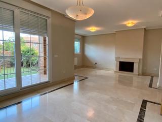 Location Chalet  Calle el vivero. Chalet pareado en urb. con piscina, ideal familia