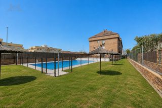 Pis en Avenida juan carlos i 76. Piso en venta en avenida juan carlos i los llanos - valle pardo,