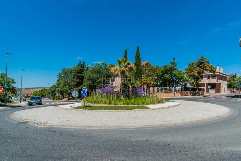 Foto 046679b9-28ea-47f4-8698-1e6935b72b99. Semi detached house with fireplace heating pool in Villanueva del Pardillo