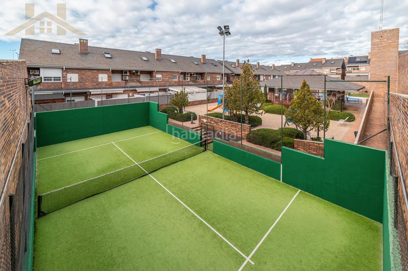 Foto 1caa4e84-b114-4b70-89ee-59fdb6ca0590. Semi detached house with fireplace heating pool in Villanueva del Pardillo