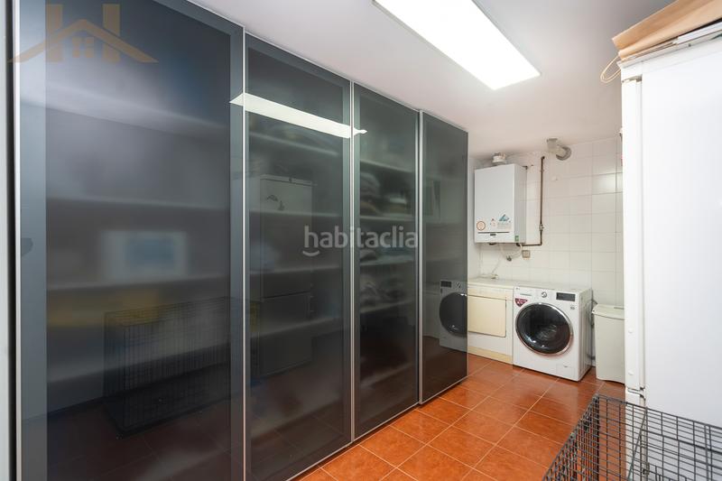 Foto 28774523-a488-45ab-b59f-86f2f034ae4c. Semi detached house with fireplace heating pool in Villanueva del Pardillo