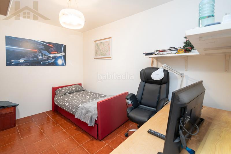 Foto 9e4aa670-c6c1-4237-8504-c799654b3625. Semi detached house with fireplace heating pool in Villanueva del Pardillo