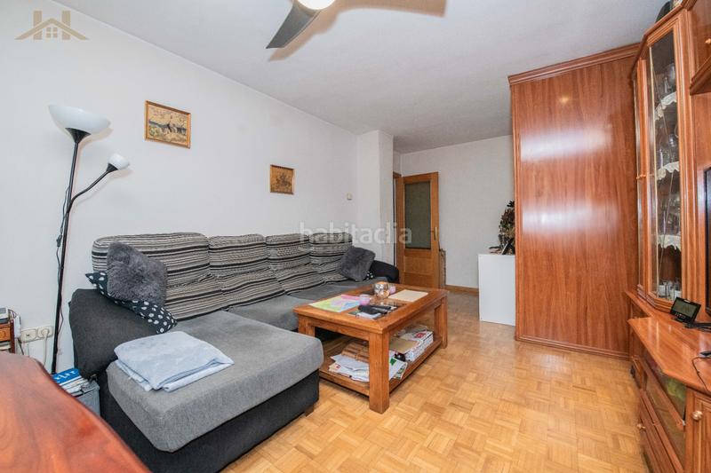 Foto e49db211-7c5a-45a5-b374-62151ed3797f. Pis amb calefacció aparcament piscina a Centro Villanueva del Pardillo