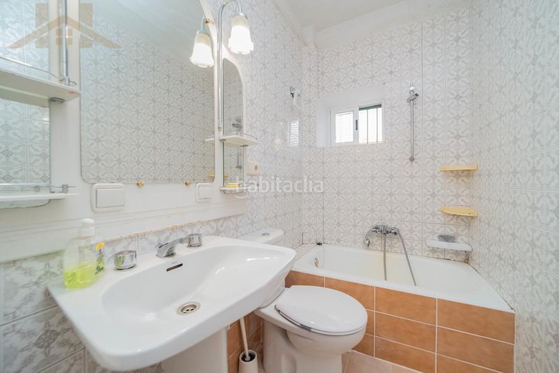 Foto e8352beb-799c-42c2-b26a-f5bb945a8a2a. Planta baixa a Casco Antiguo Torrelodones