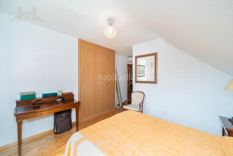 Foto 0b20923c-c979-4227-95fe-b2bb18acc347. Chalet  independiente, en parcela de 1300m. ubicado en la urbanización los peñascales, con accesibilidad inmediata a la a-6 en Torrelodones