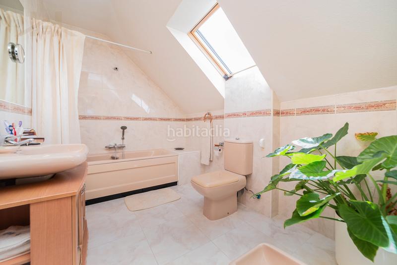 Foto 0f872ebe-28d7-4d2d-a961-eadf8688a6eb. Chalet  independiente, en parcela de 1300m. ubicado en la urbanización los peñascales, con accesibilidad inmediata a la a-6 en Torrelodones