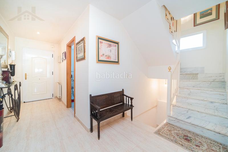 Foto 3b8d476d-1c69-43da-a1a2-e598a10f7efe. Chalet  independiente, en parcela de 1300m. ubicado en la urbanización los peñascales, con accesibilidad inmediata a la a-6 en Torrelodones