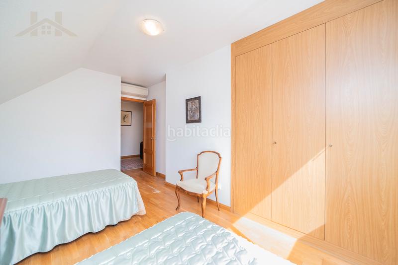 Foto 5c99b49d-0b49-4c4f-a7d9-3b7b283d59a7. Chalet  independiente, en parcela de 1300m. ubicado en la urbanización los peñascales, con accesibilidad inmediata a la a-6 en Torrelodones