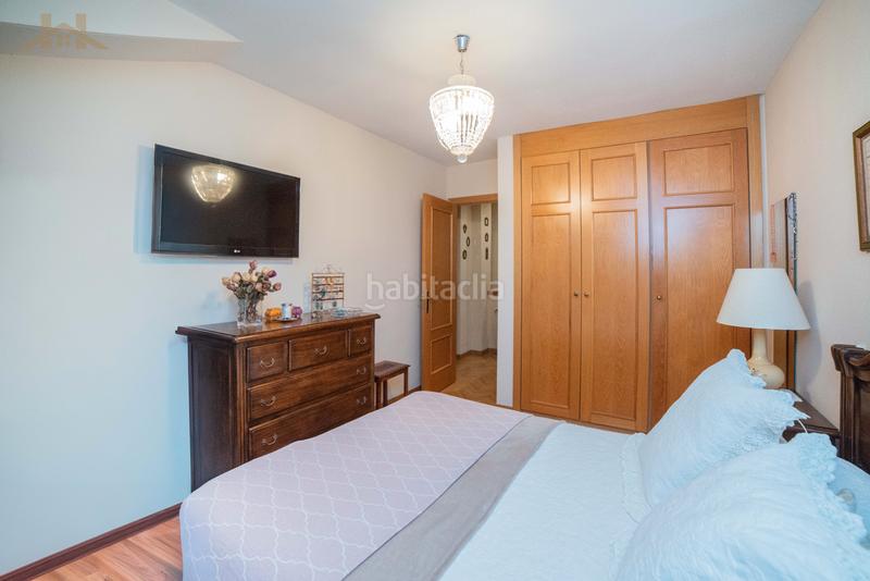 Foto 073832a1-e842-4886-9824-0ef156dae956. Dúplex amb calefacció piscina a Casco Antiguo Torrelodones