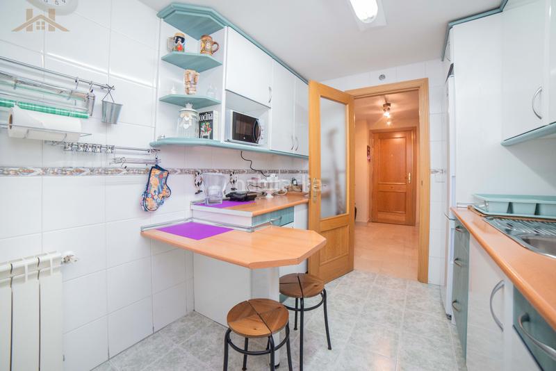 Foto 326db314-d8f1-4b4e-a734-a142b23630d0. Dúplex amb calefacció piscina a Casco Antiguo Torrelodones