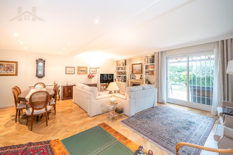 Foto 550c352e-9c4b-465b-888f-222481e9f5cb. Chalet mit kamin heizung parking pool in Los Ángeles-Jarandilla Torrelodones