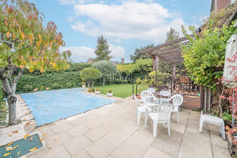 Foto 7df3b438-1dff-4b49-9b18-f8b051cda5d7. Chalet mit kamin heizung parking pool in Los Ángeles-Jarandilla Torrelodones