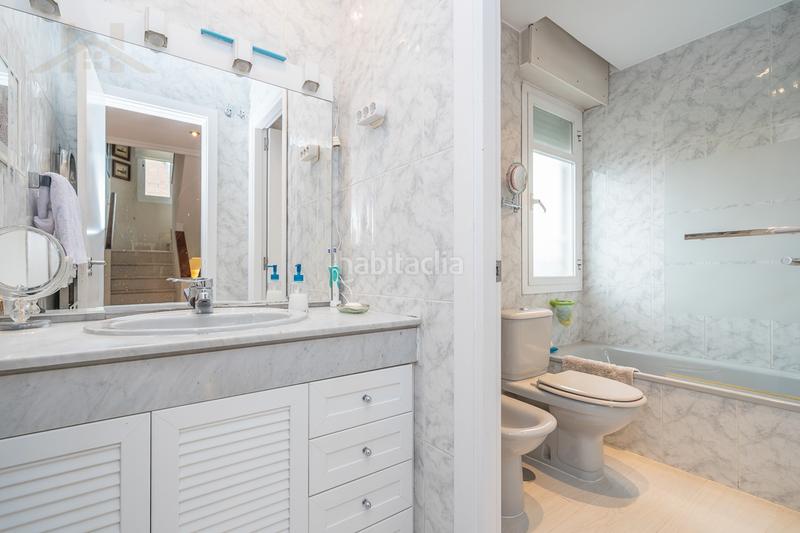 Foto 883875df-4811-4747-97bb-12c3b95f7aae. Chalet mit kamin heizung parking pool in Los Ángeles-Jarandilla Torrelodones