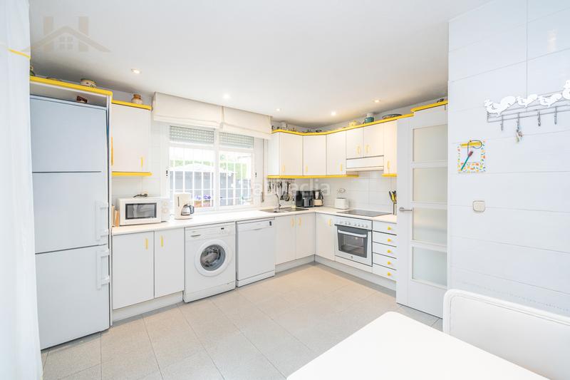 Foto e9a53886-b400-406e-a4cf-a2e8a96c74e4. Chalet mit kamin heizung parking pool in Los Ángeles-Jarandilla Torrelodones