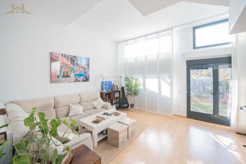 Foto 25e9bb6c-2101-422d-835e-55937e86c5ae. Reihenhaus mit heizung parking pool in Centro Comercial-Hospital Torrelodones