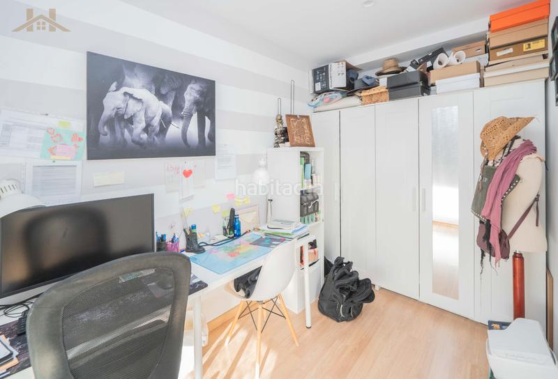 Foto 68af1a49-9ca3-43ee-ba85-1af3fc5ec57f. Reihenhaus mit heizung parking pool in Centro Comercial-Hospital Torrelodones