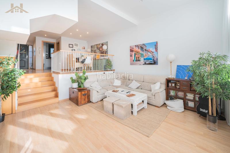 Foto a09f7718-a23e-4ce5-ac23-54d0cd6c66ff. Reihenhaus mit heizung parking pool in Centro Comercial-Hospital Torrelodones