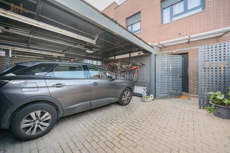Foto f6424ece-05b9-4f9b-b59b-771510c98ea0. Reihenhaus mit heizung parking pool in Centro Comercial-Hospital Torrelodones