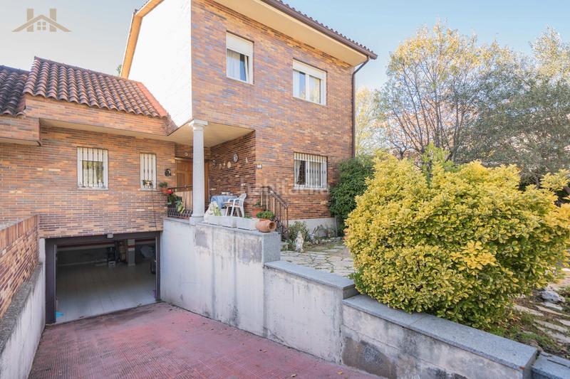 Foto 1c5beb6a-b03d-41da-8ecf-c97c2a4e7cfa. Chalet con riscaldamento parcheggio in Colonia Torrelodones