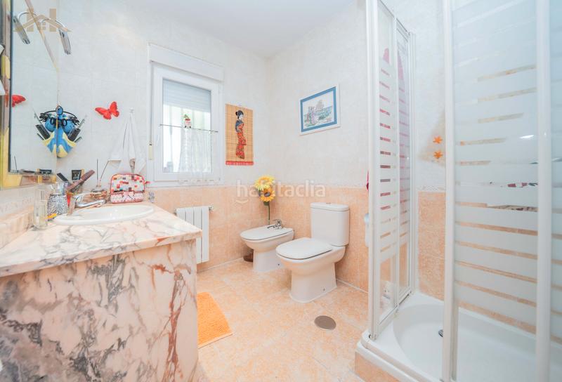 Foto 9a9e78e3-46b3-4094-9954-e1fb2c520e83. Chalet con riscaldamento parcheggio in Colonia Torrelodones