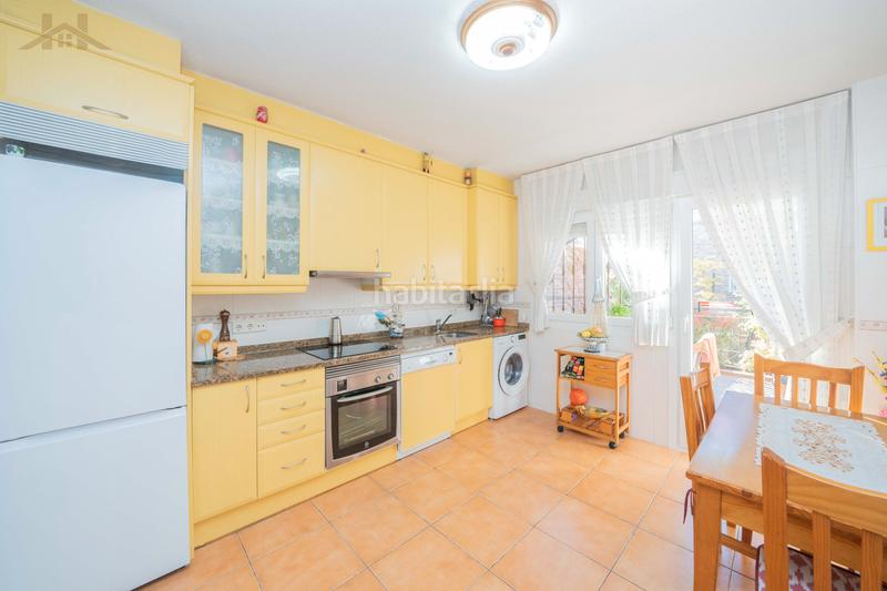 Foto b637bb28-0a1e-4501-8c39-e537c8986633. Chalet con riscaldamento parcheggio in Colonia Torrelodones