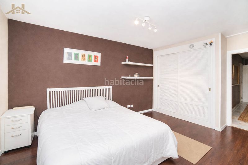 Foto c9954def-ed58-46a1-9a77-b9e0abd9352f. Casa aparellada a Parquelagos-Puente Nuevo Galapagar