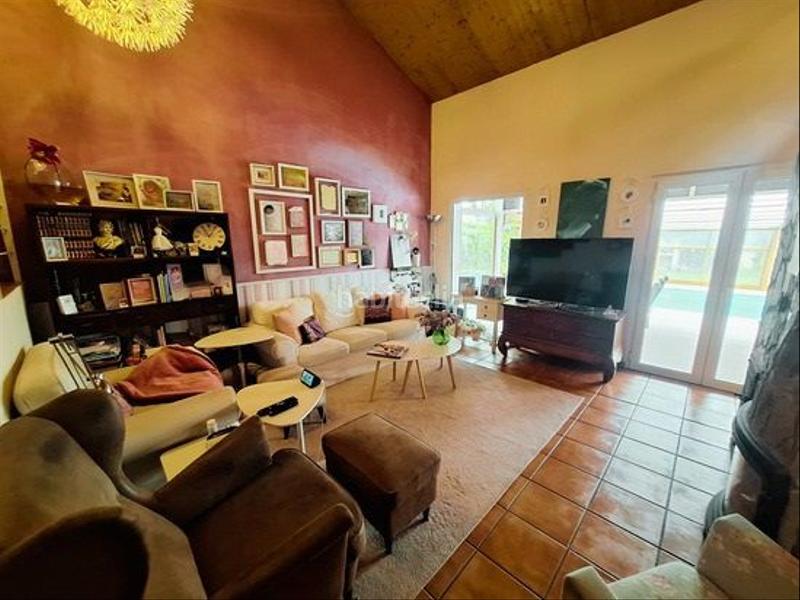 Foto ff9a12c0-6b85-4243-972d-4d9adbcfc599. Chalet  en venta en urbanizaciones, 4 dormitorios. en Alpedrete