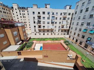 Lloguer Pis  Maria de guzmán. Piso en alquiler en chamberí, 3 dormitorios.