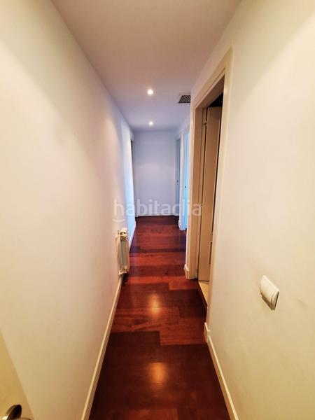 Foto c03acf86-294b-4352-af81-e8422cd0cc10. Etagenwohnung mit heizung parking in Sanchinarro Madrid