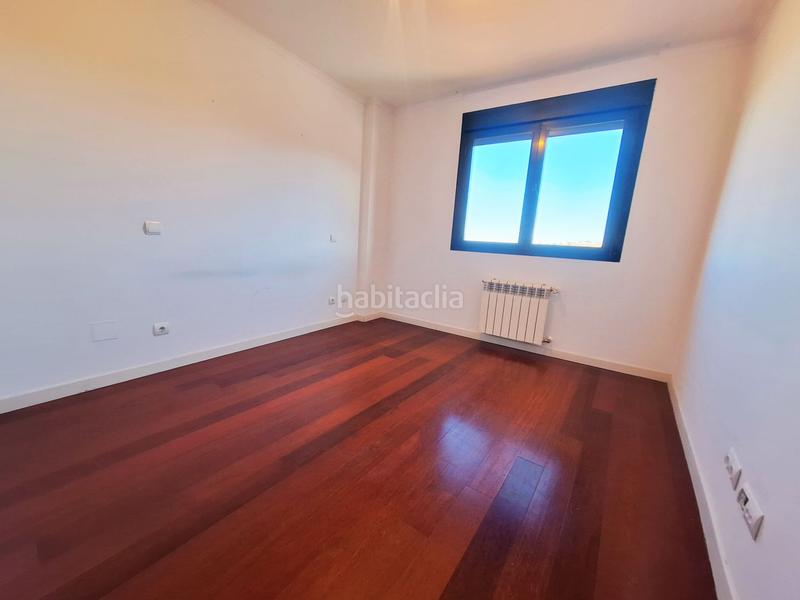 Foto dd83843e-b4a2-4448-9290-13e1e87172cf. Etagenwohnung mit heizung parking in Sanchinarro Madrid