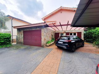 Xalet  Bellota. Chalet en venta en alpedrete, 6 dormitorios.