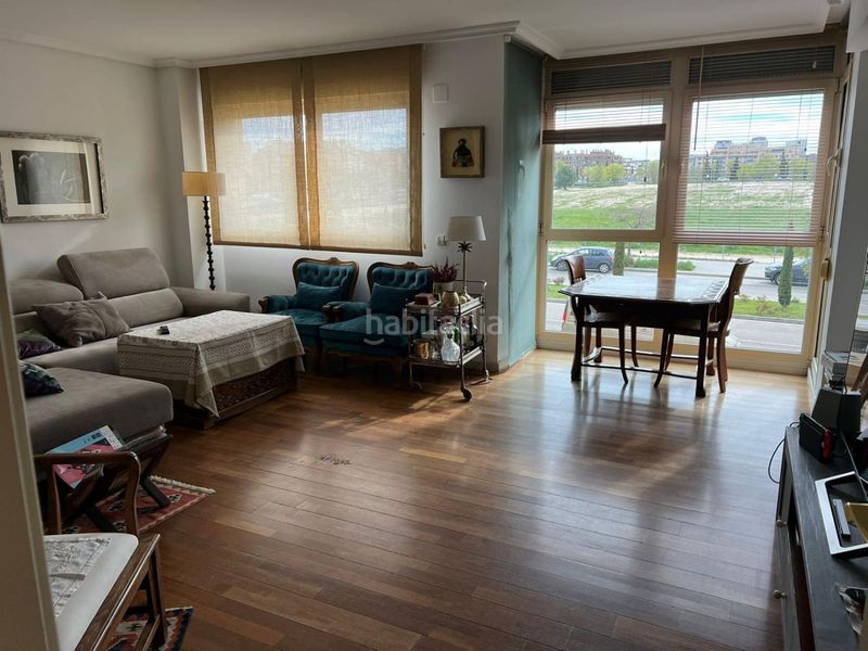 Foto 10eb25e2-6f14-4bea-858e-44ddf9721959. Pis amb calefacció aparcament a Sanchinarro Madrid