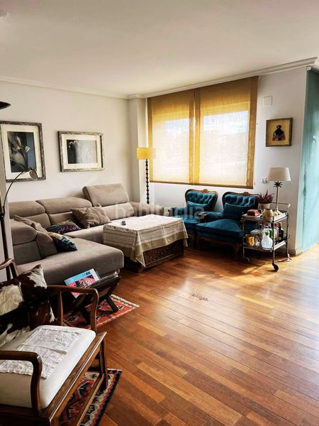 Foto 26de1157-17f2-4dfa-9c8f-f44adc91b370. Pis amb calefacció aparcament a Sanchinarro Madrid