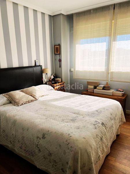 Foto 4a6f91de-1f5d-43c0-8110-fe6c40148003. Pis amb calefacció aparcament a Sanchinarro Madrid