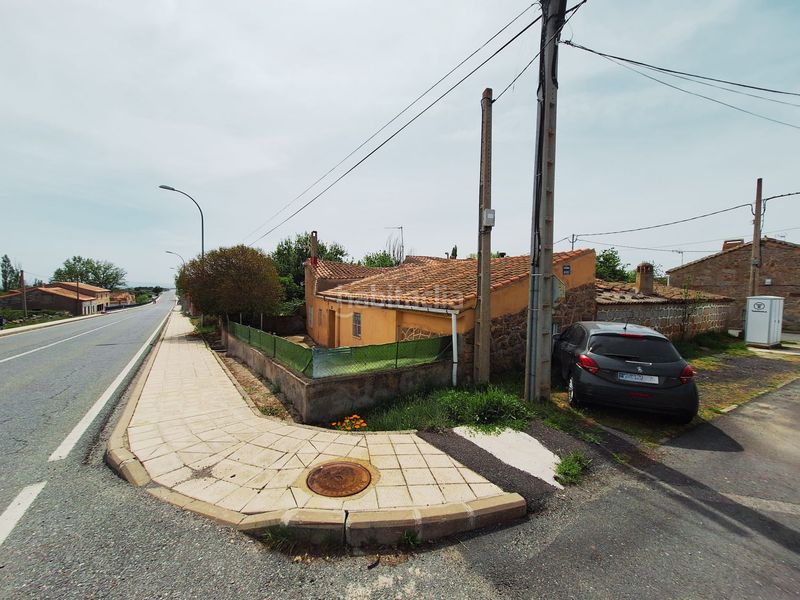 Foto 1caf7730-2982-462c-bd34-8742876ddfd5. Casa amb calefacció a Zona Rural Ávila