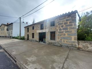 Maison  De la juventud. Casa en venta en muñogalindo, 4 dormitorios.