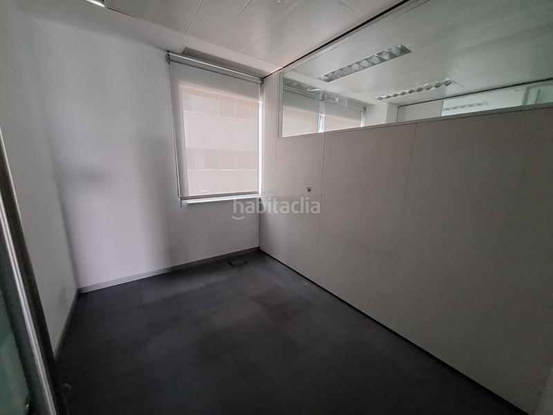Foto 02e34bb4-177f-42c8-8491-9c7fee48d0f0. Oficina  en venta en h2o centro comercial. en Rivas - Vaciamadrid