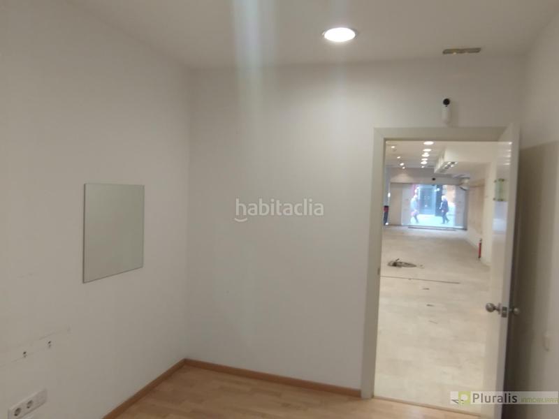 Foto bf876cce-af46-4e40-b0ef-a53c81620046. Lloguer local comercial a madrid 50 a Centro Getafe