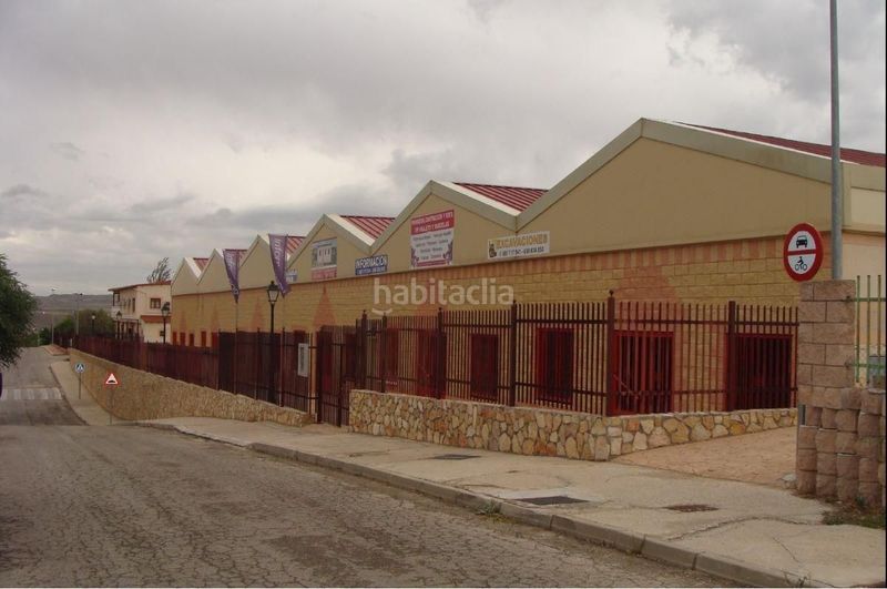 Foto a8c363c4-8a03-44fa-803a-210e05c74605. Industrial building in Barajas de Melo