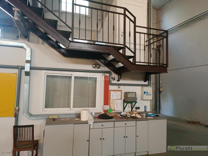 Foto 2dafa46c-0610-4243-bad4-b710115bc66d. Alquiler nave industrial nave en Reyes Parla
