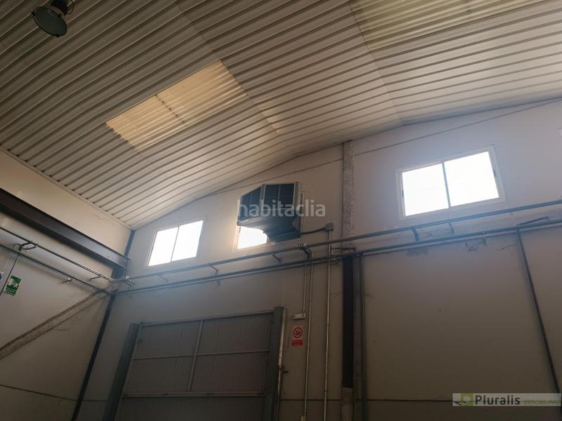 Foto 5539bad2-d0d7-4844-b9de-eef53ee20bbd. Location bâtiment à usage industriel dans Reyes Parla