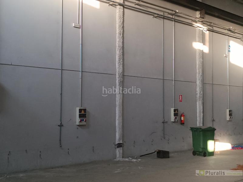 Foto da950c01-7b56-4796-8eb9-ce8fcbe3a1ac. Location bâtiment à usage industriel dans Reyes Parla