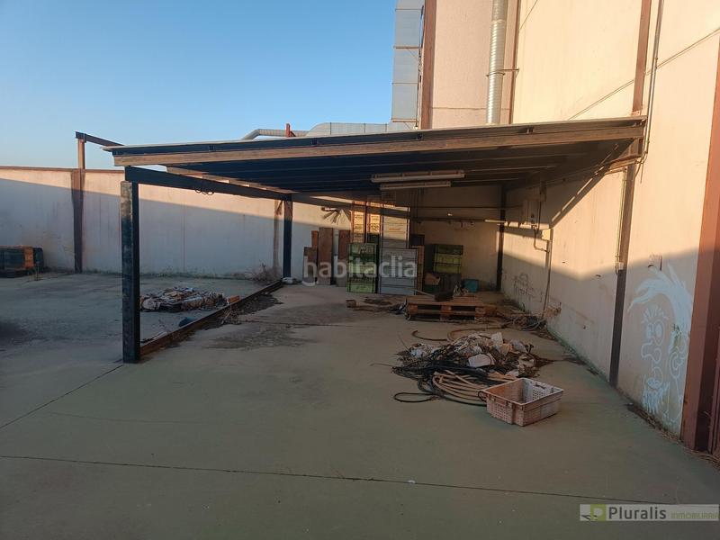 Foto 9c3f5445-2c14-4f56-abf8-f4631955efa9. Rent industrial building in Reyes Parla