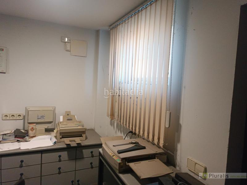 Foto f993ae46-b45f-4a1f-a79a-171a9e9409cf. Rent industrial building in Reyes Parla