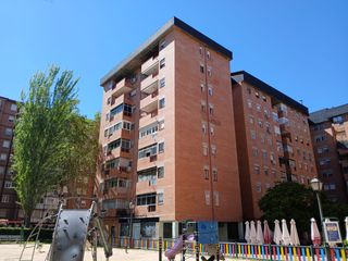 Lloguer Pis  Plaza juan xxiii