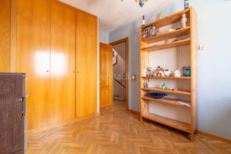 Foto 8889e980-2710-477a-a375-843edf48ca25. Casa adossada amb calefacció aparcament a Parque Coimbra Móstoles